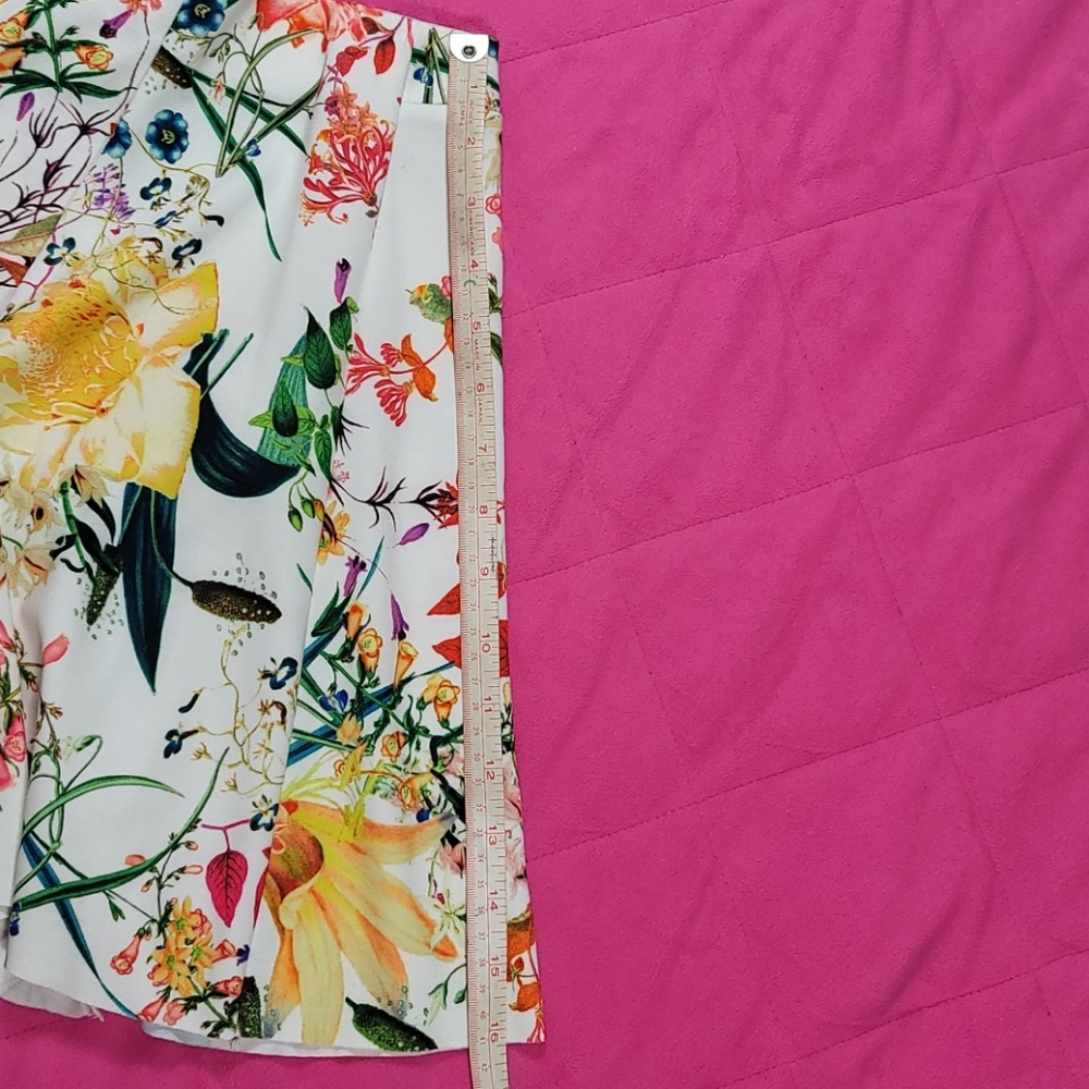 Bershka Collection Floral Skirt Size M - Picture 9 of 13
